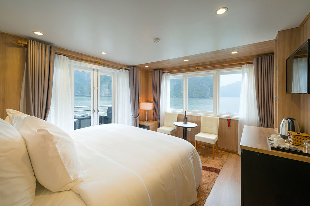 La Vela Premium Cruise - Managed By Paradise Cruises Ha Long Bagian luar foto